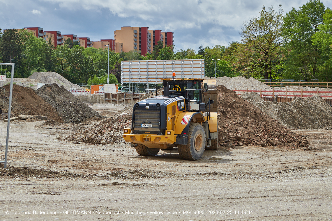 25.07.2023 - Rundgang im Alexisquartier in Neuperlach